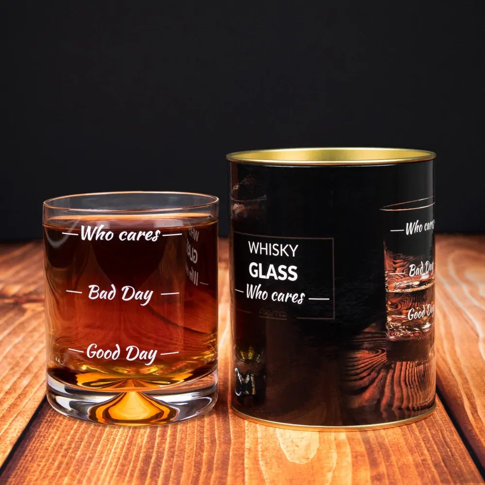 Whisky sklenička v plechové dárkové krabičce - Who Cares