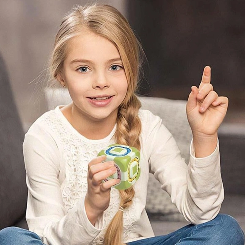 Hlavolam s kuličkami ve tvaru kostky 7,2 cm – pro děti i dospělé