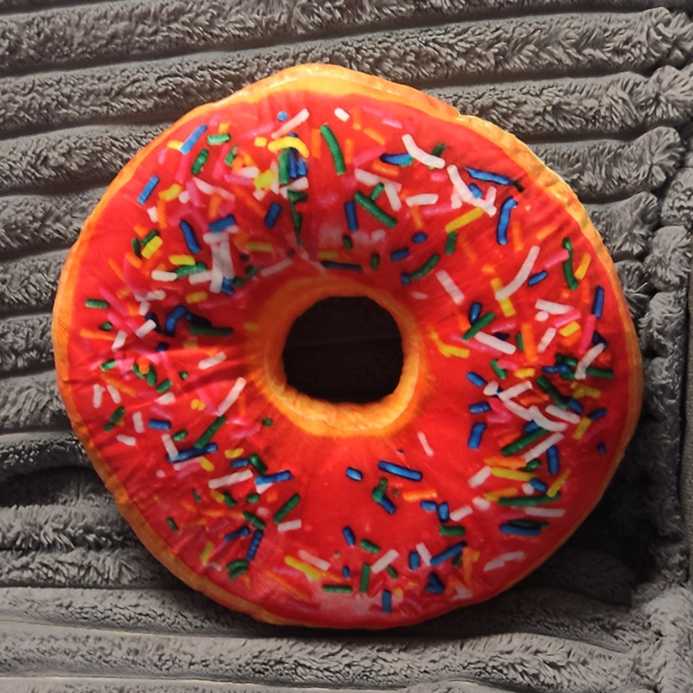 Polštář DONUT 37x11cm - Jahodová poleva