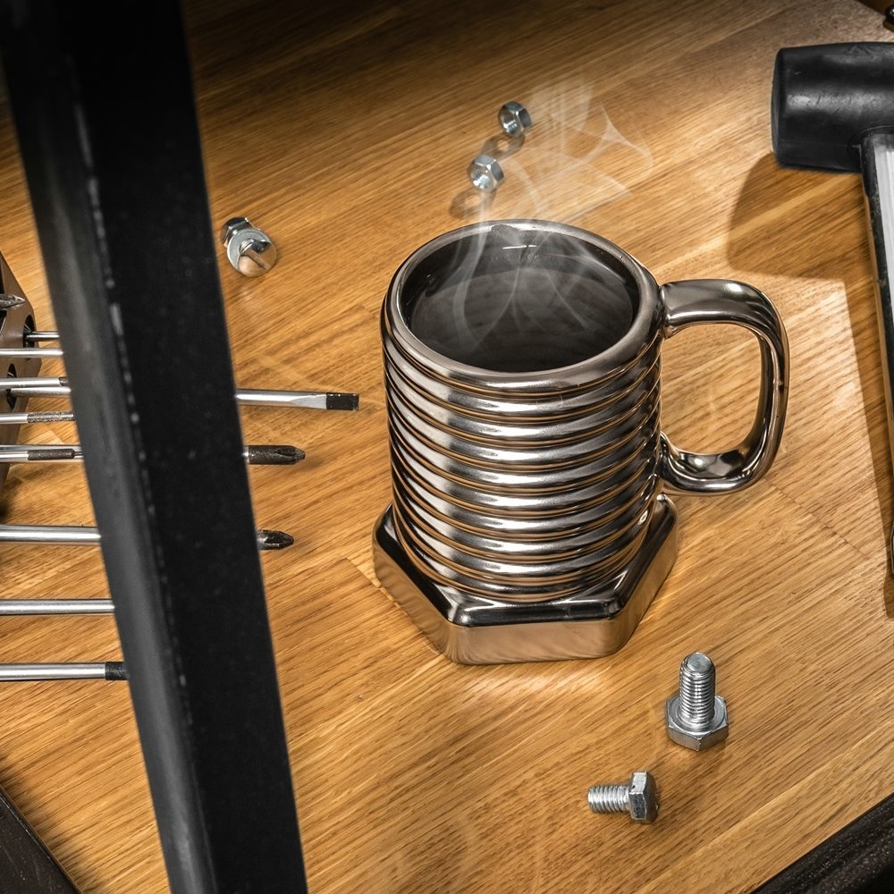 Originální hrnek pro kutily - stříbrný šestihranný šroub