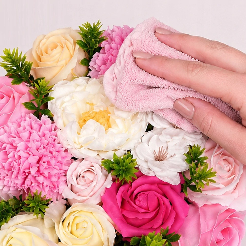 Růžový box plný nevadnoucích růží 27595 – elegantní dárek pro ženu