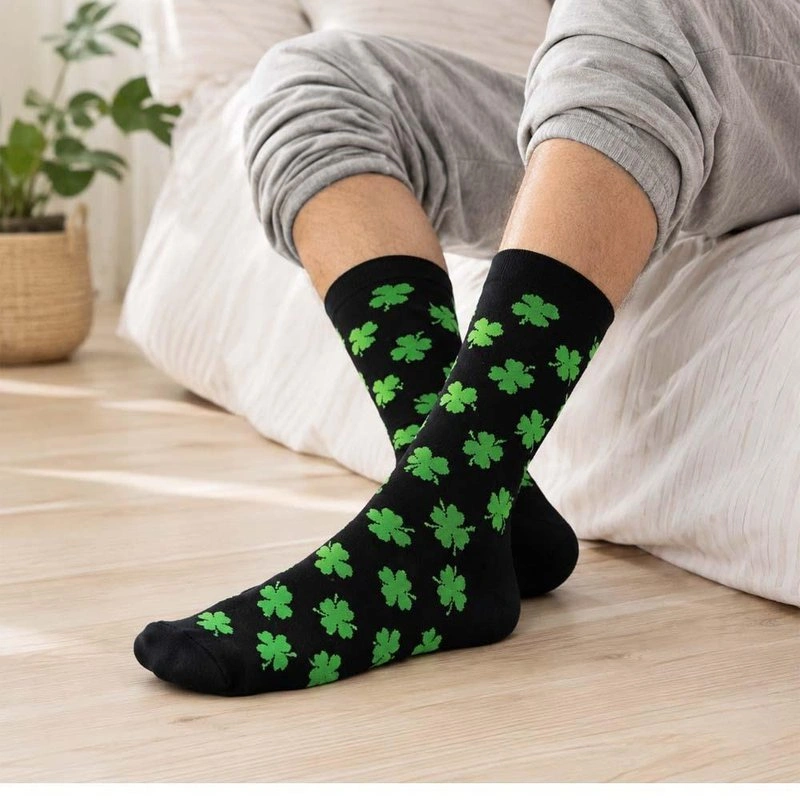 Veselé ponožky se čtyřlístky – černé, unisex, univerzální velikost