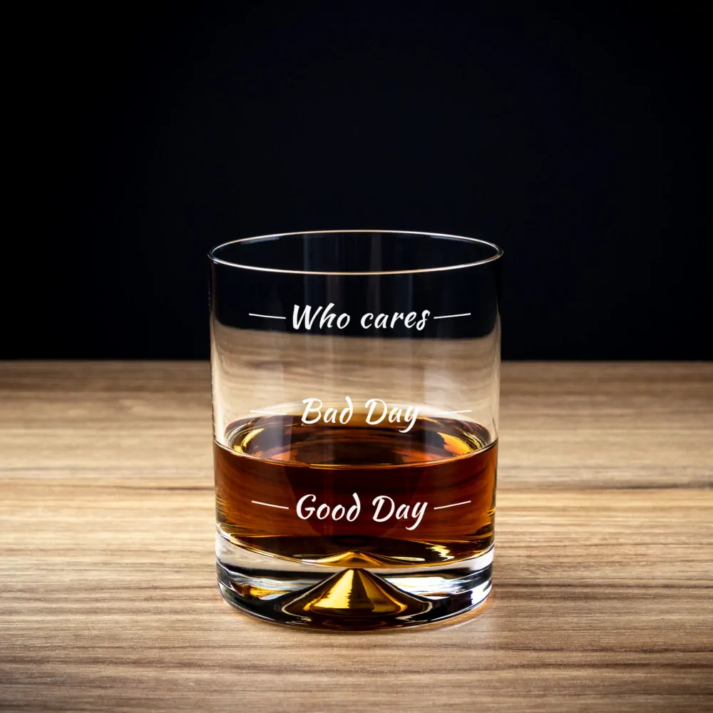 Whisky sklenička v plechové dárkové krabičce - Who Cares