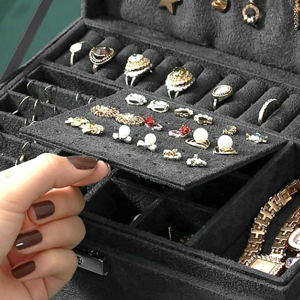 Elegantní šperkovnice Soulima se zámkem a šuplíkem 22262 – černá
